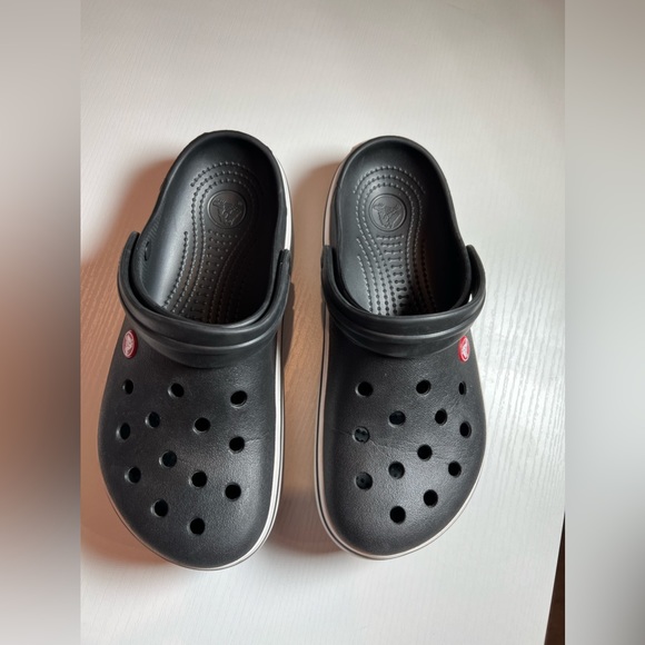 Used - Picture 2 of 4